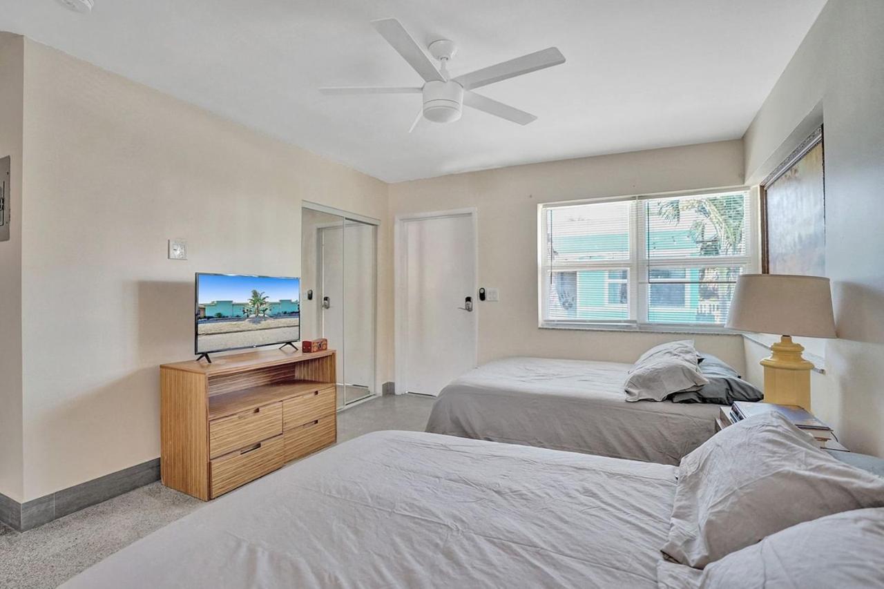Ferienwohnung Downtown Hollywood Holiday Retreat Dania Beach Exterior foto