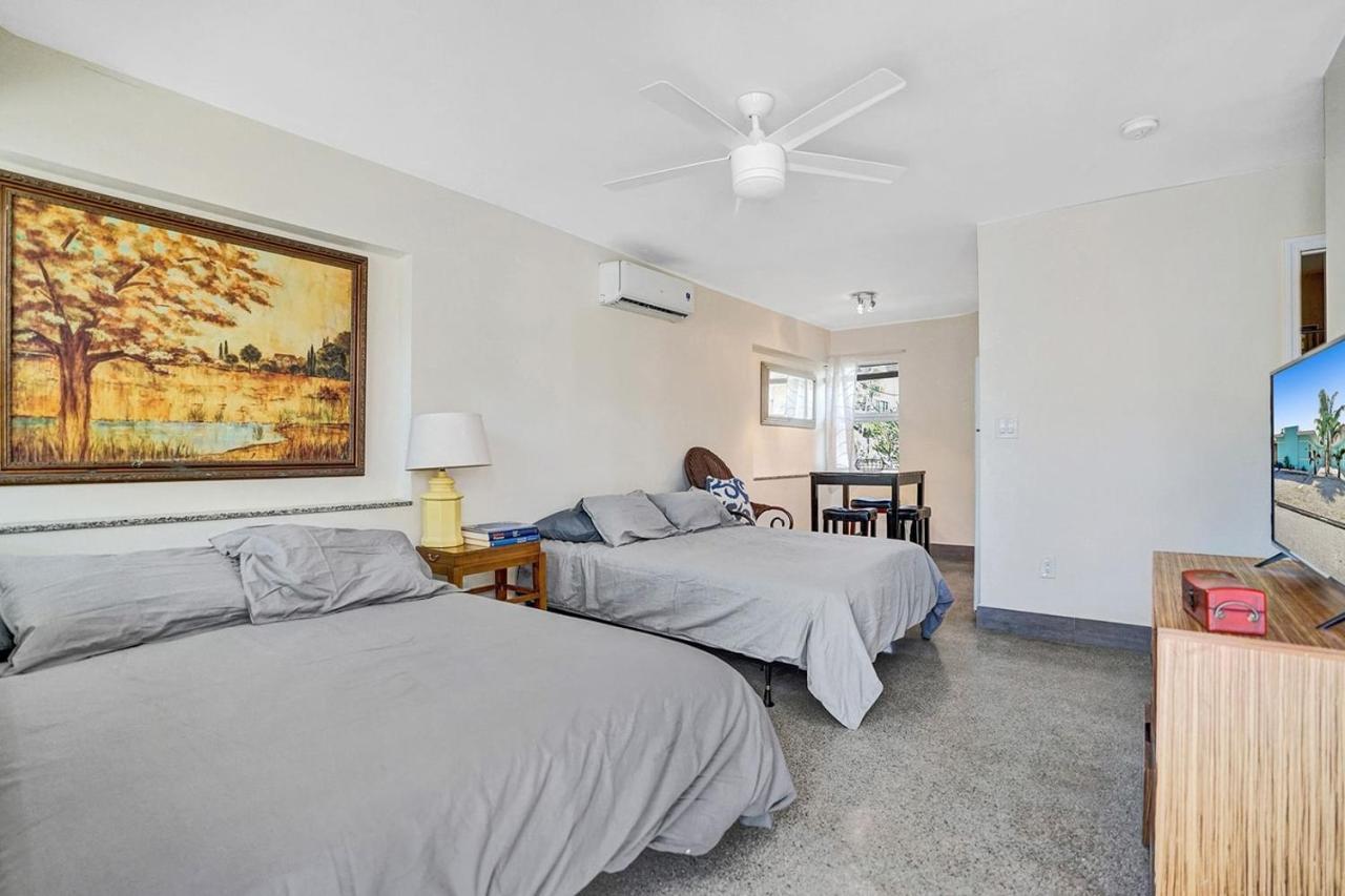 Ferienwohnung Downtown Hollywood Holiday Retreat Dania Beach Exterior foto